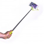 Celly Selfie Stick - mini, 3,5mm juhtmega, roheline
